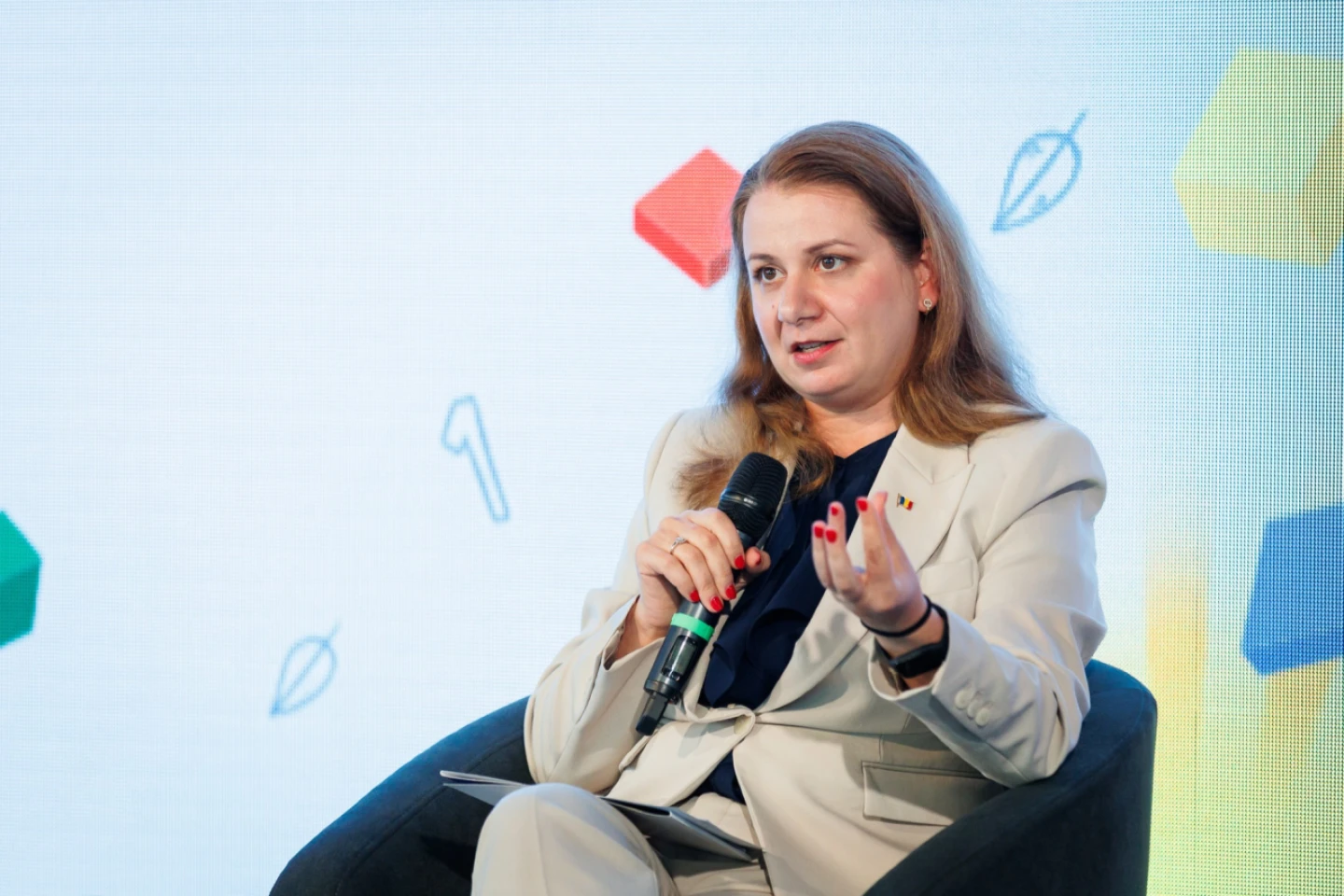 Ligia Deca la Chișinău: “România rămâne aproape de Republica Moldova inclusiv în ceea ce privește dezvoltarea sectorului de educație”