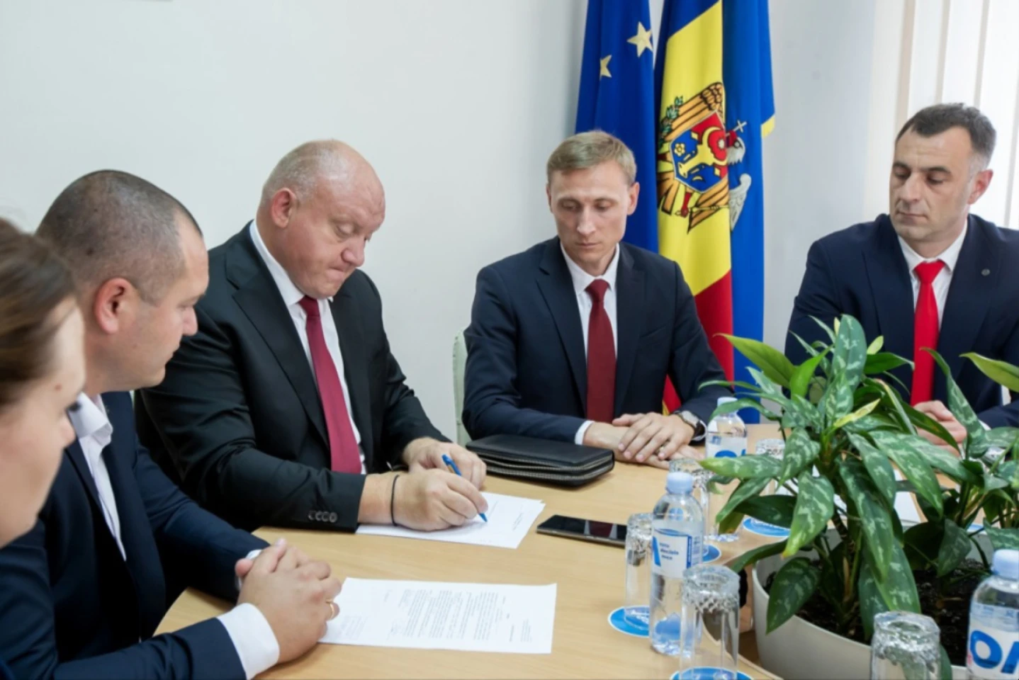 Moscova abordează alegerile prezidențiale cu tactici inedite: între dezinformările consacrate și strategiile de tip start-up 