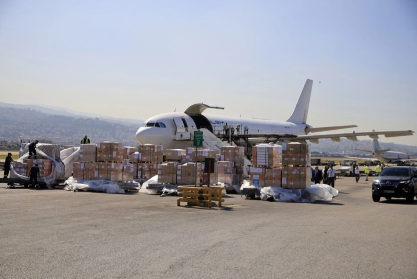 Primul avion cu ajutoare medicale din partea ONU a aterizat la Beirut