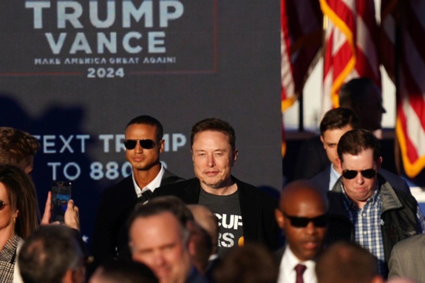 Donald Trump, miting la locul atentatului împotriva sa din Pennsylvania