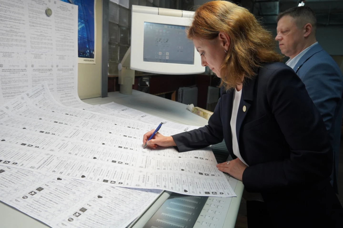 ALEGERI 2024: A început tipărirea buletinelor de vot
