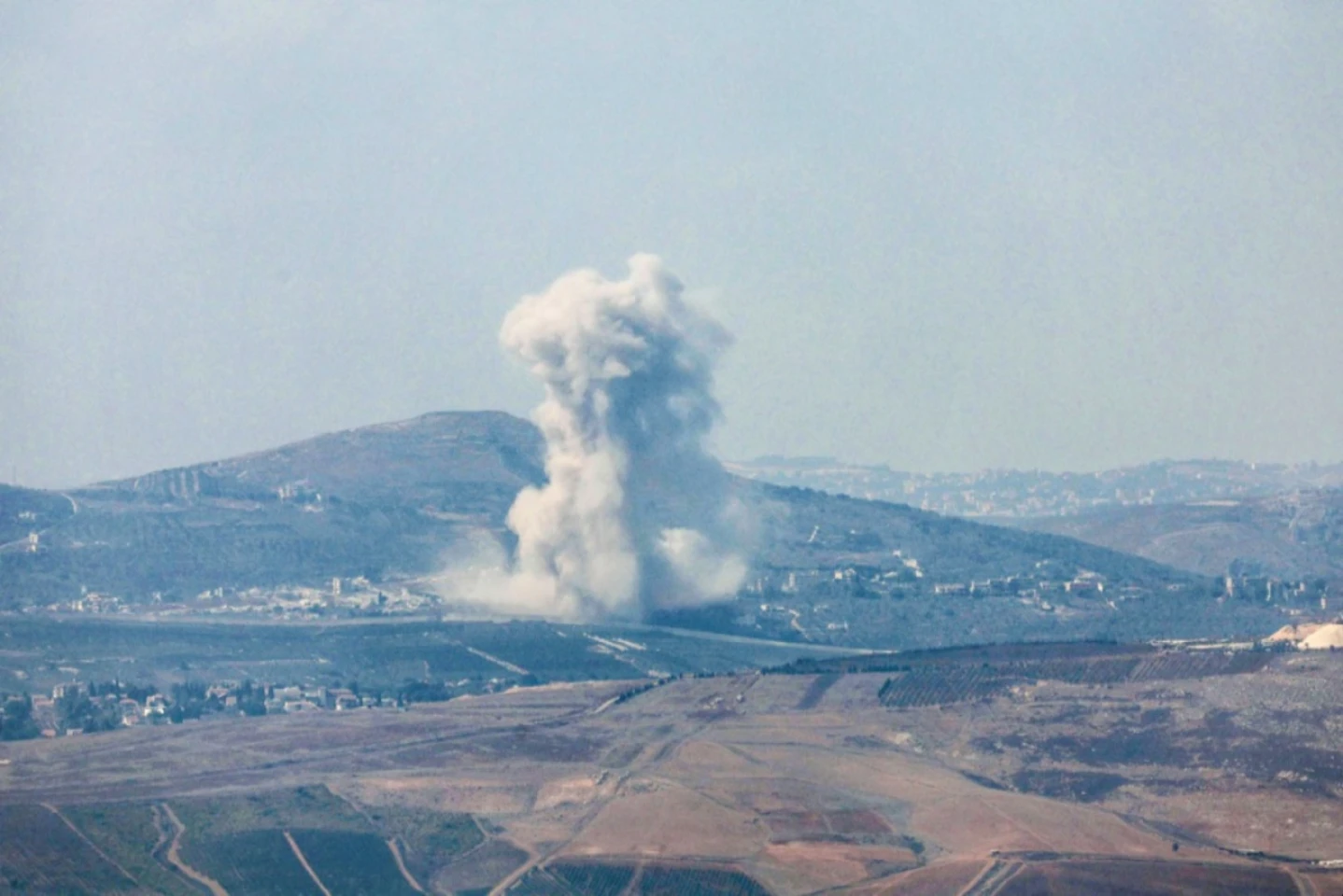Israelul afirmă că a capturat armament rusesc în ascunzătorile Hezbollah din sudul Libanului
