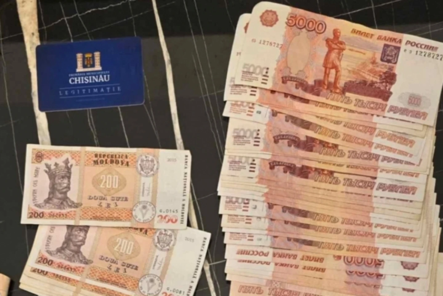 Șapte persoane reținute în dosare de fraudare a achizițiilor publice la primăria Chișinău