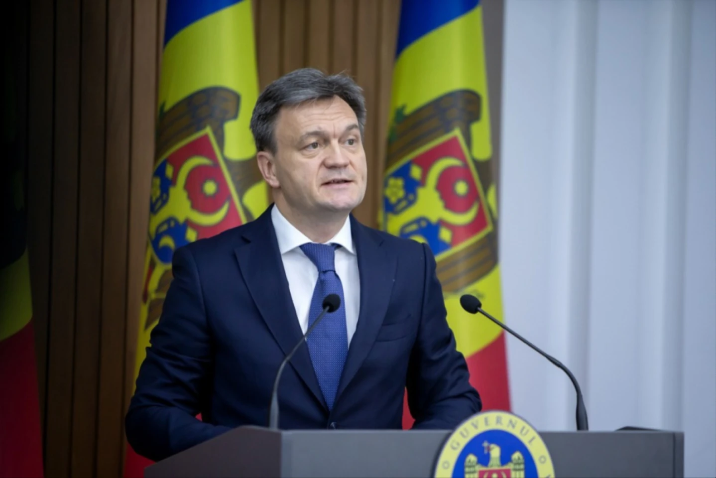 Premierul Recean avertizează asupra posibilității întreruperilor de energie și cere economisirea electricității