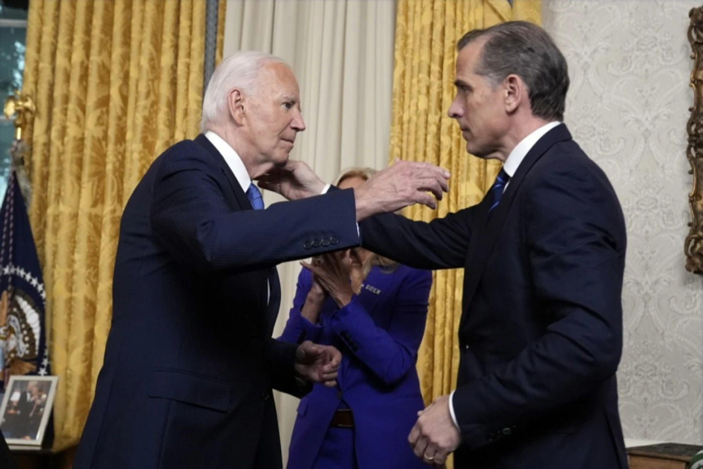 Joe Biden l-a grațiat pe fiul său Hunter