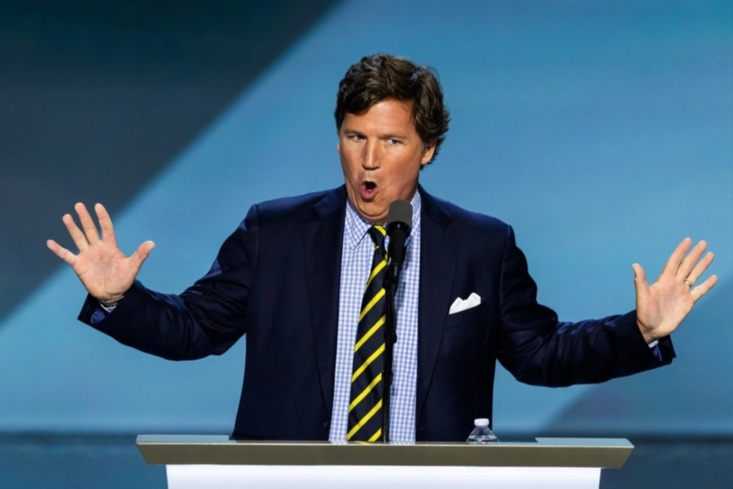 Tucker Carlson a făcut un interviu cu Serghei Lavrov, ministrul rus de Externe 