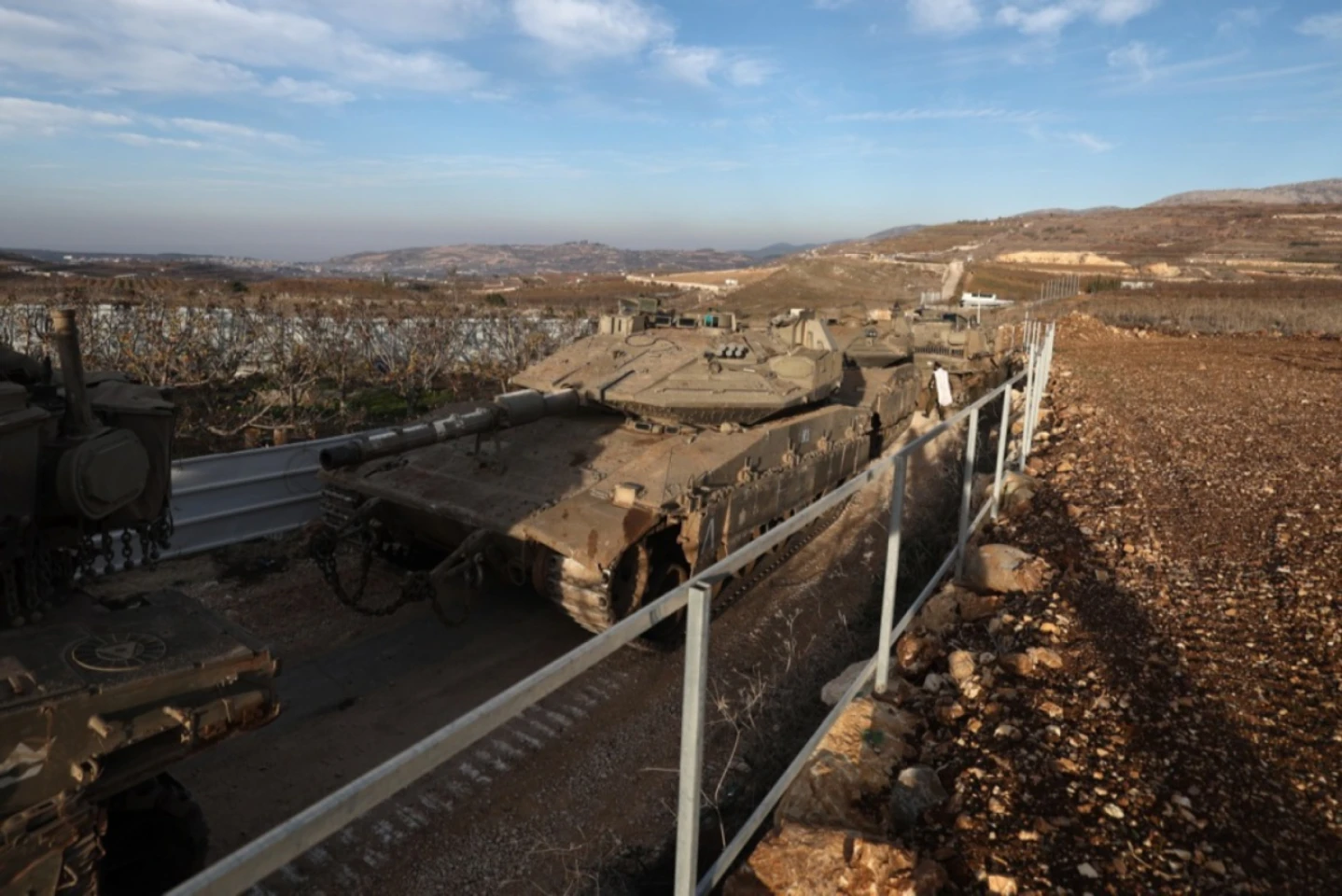 Israelul anunţă că nu intervine în evenimentele din Siria