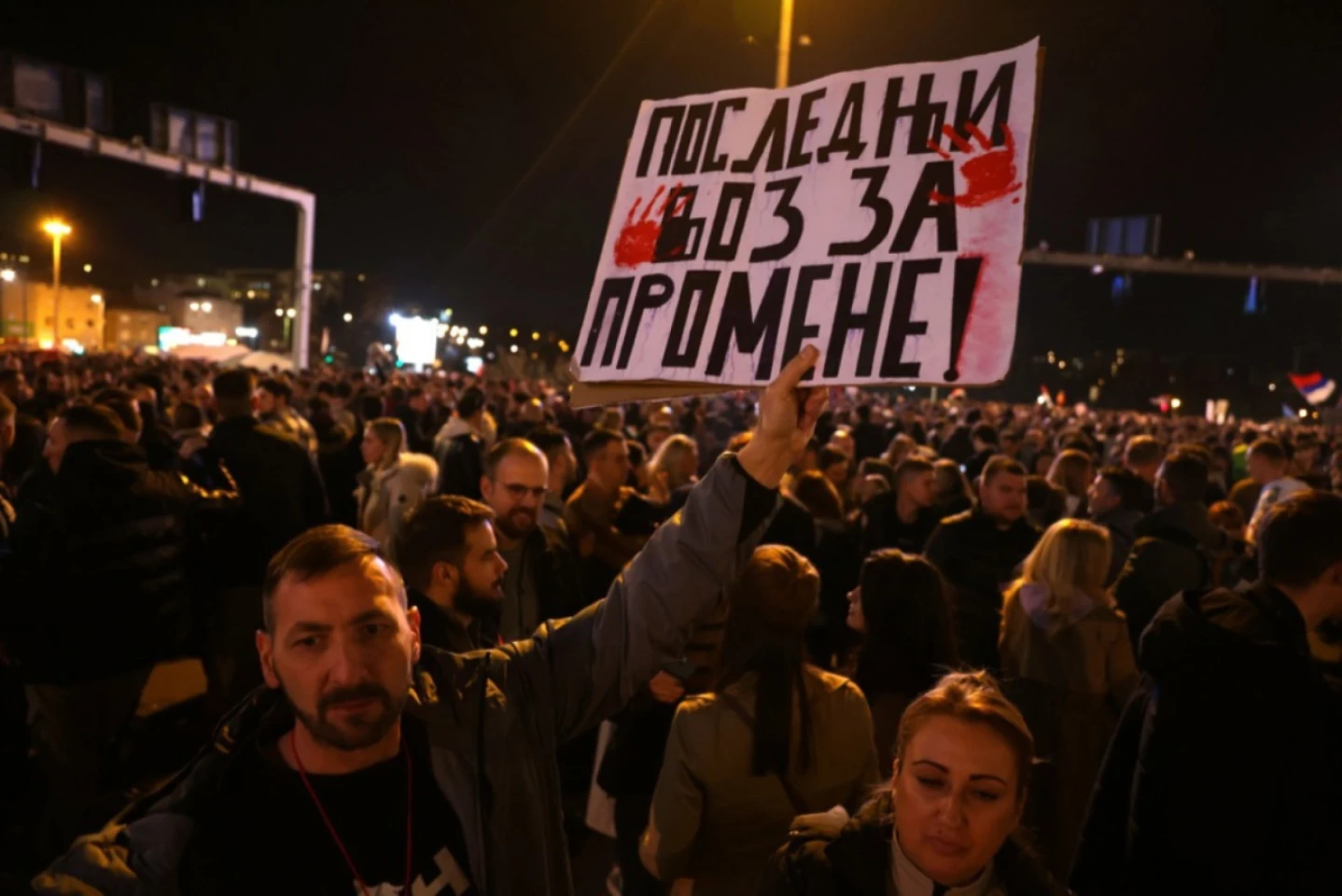 Președintele Serbiei vorbește despre alegeri anticipate, după demisia premierului