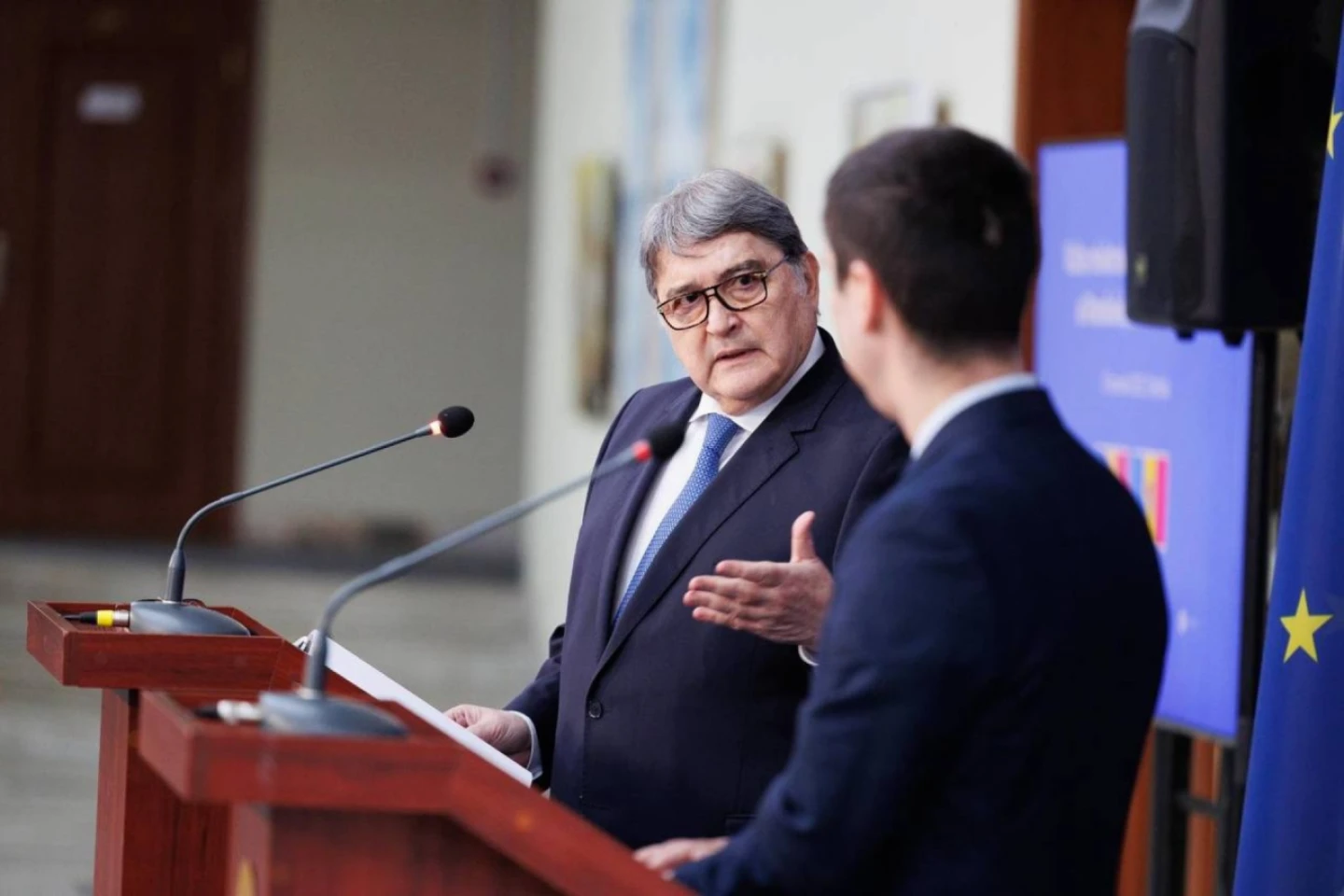 Emil Hurezeanu, la Chișinău: Calea independenței energetice nu este ușoară. Atacurile hibride vor continua. Nevoile urgente au dus la strângerea legăturilor dintre noi