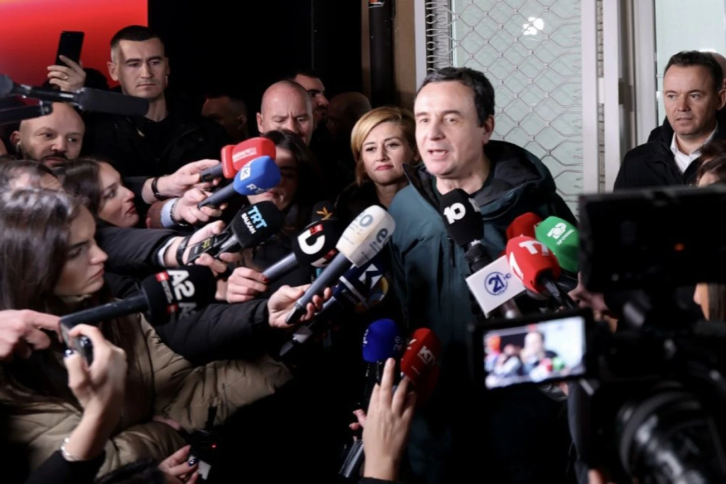 Partidul de guvernământ din Kosovo anunţă că e pregătit să rămână la putere
