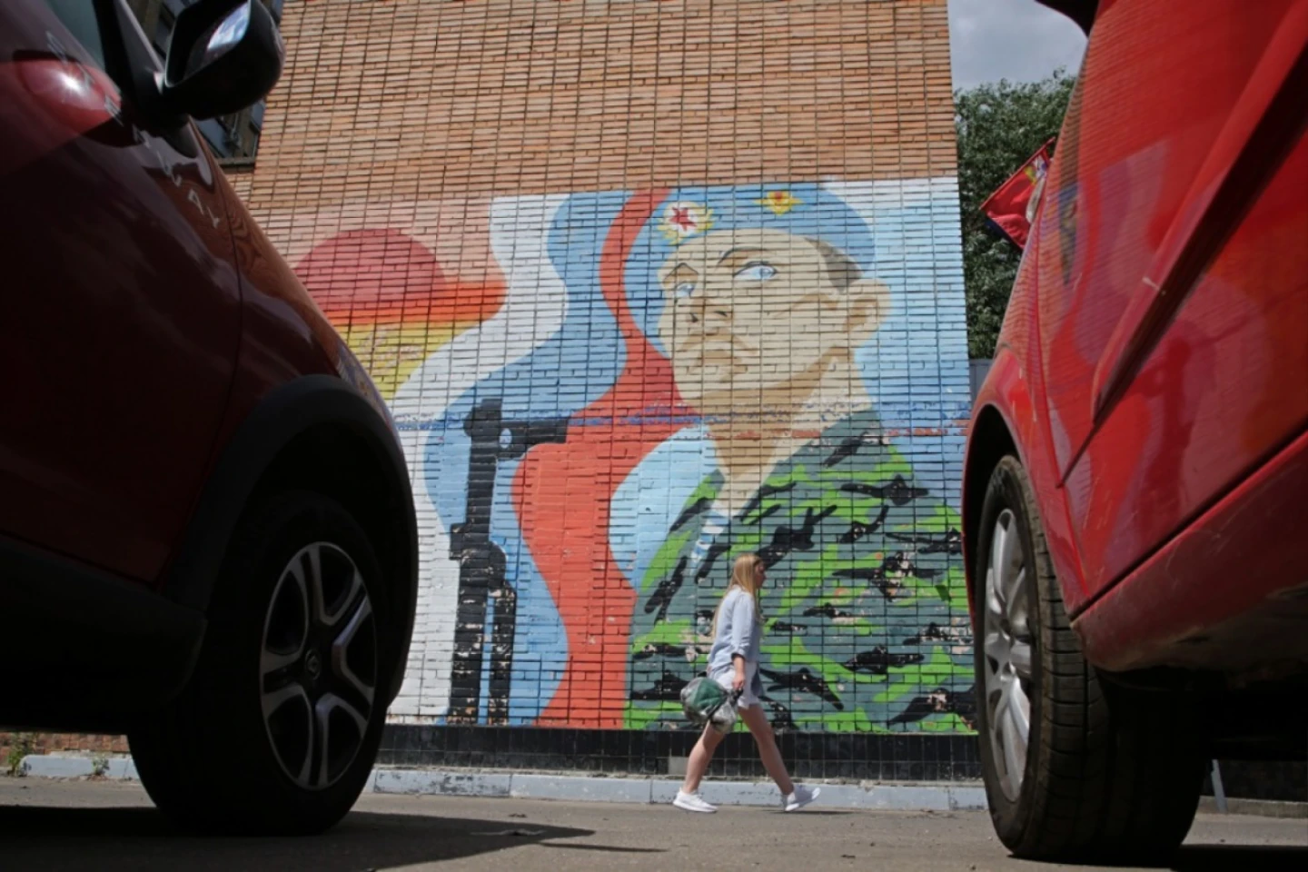 Rus condamnat la 16 ani de închisoare, fiindcă ar fi furnizat Ucrainei informații militare și ar fi pregătit atacuri
