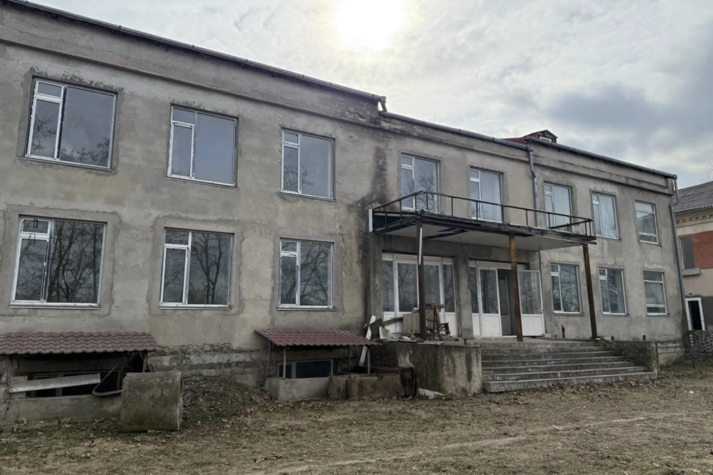 Elevii Liceului Evrika din Râbnița ar putea reveni în clădirea școlii, după 20 de ani 