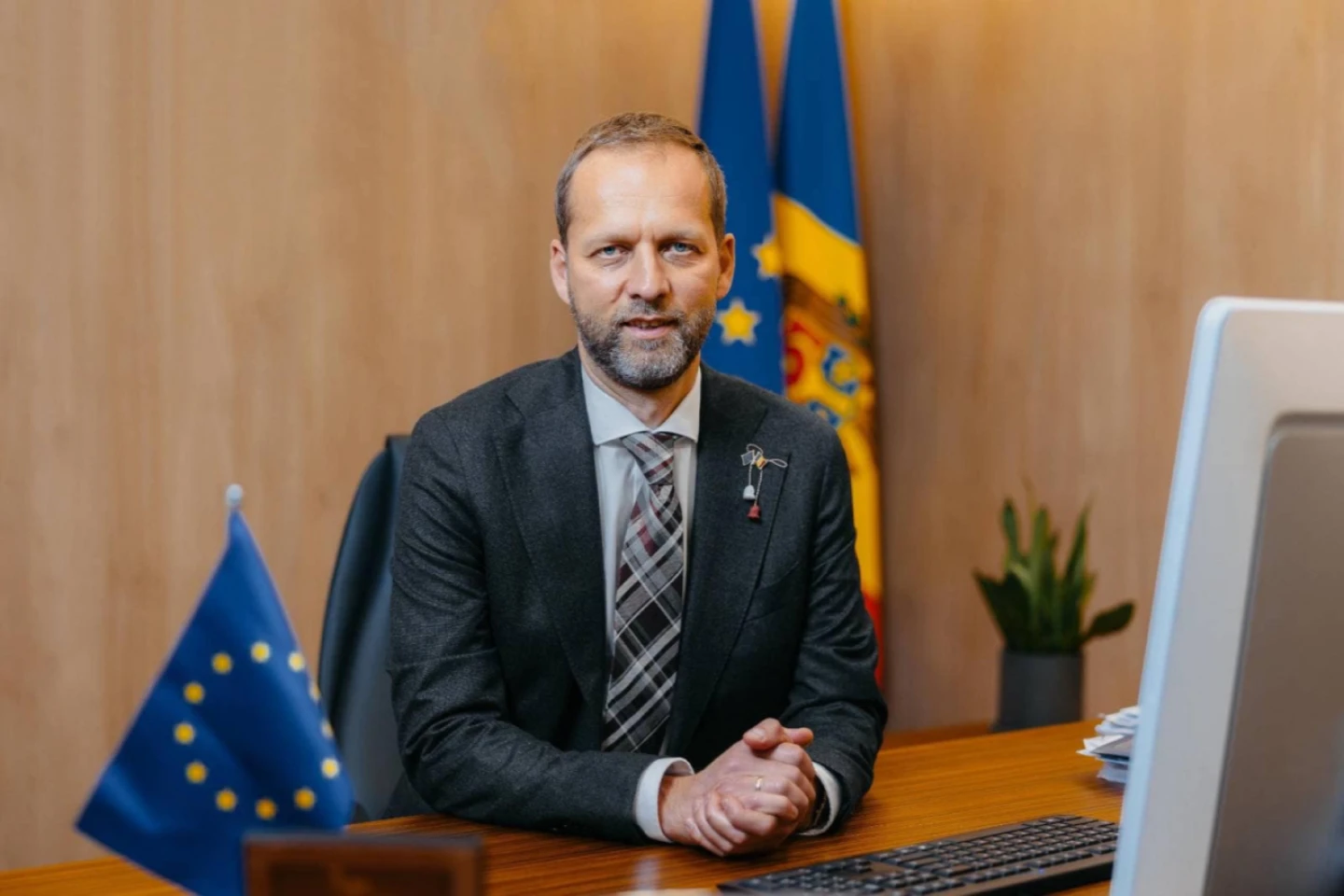 Șeful Delegației UE în R. Moldova denunță atacurile asupra presei și cere sancțiuni pentru intimidarea jurnaliștilor