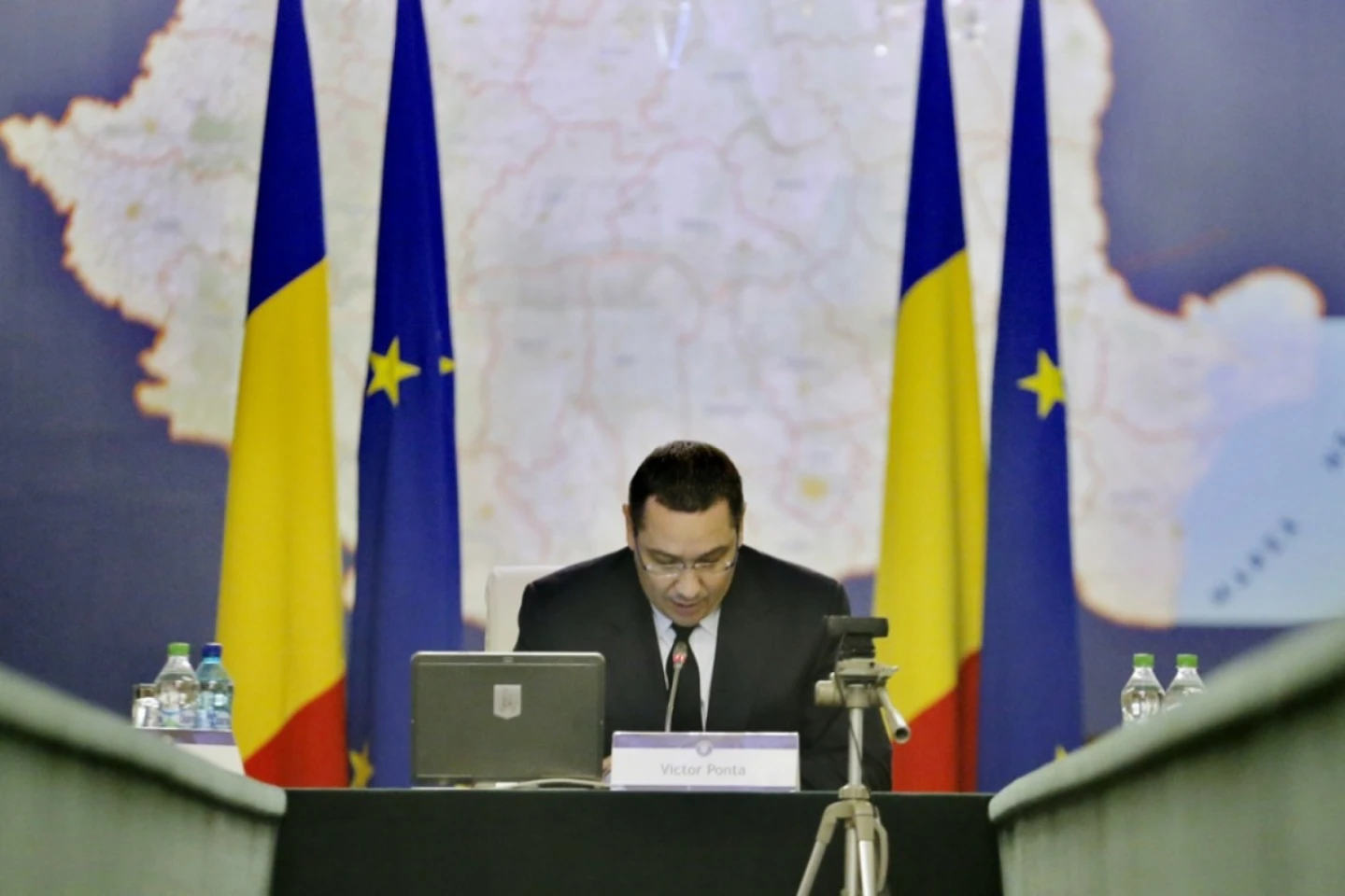 România, buletin electoral: Curtea Constituţională dezbate contestaţiile privindu-i pe candidații la președinție George Simion (AUR) și Victor Ponta (ex-PSD)