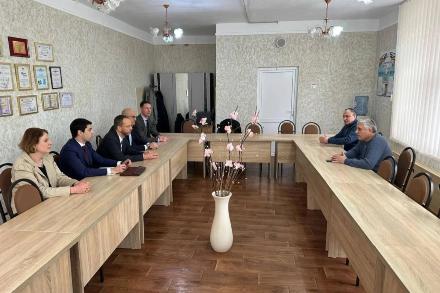 Ambasadorul Jānis Mažeiks a reafirmat sprijinul UE pentru Transnistria, în timpul vizitei în regiune, dar subliniază că e condiționat de reforme
