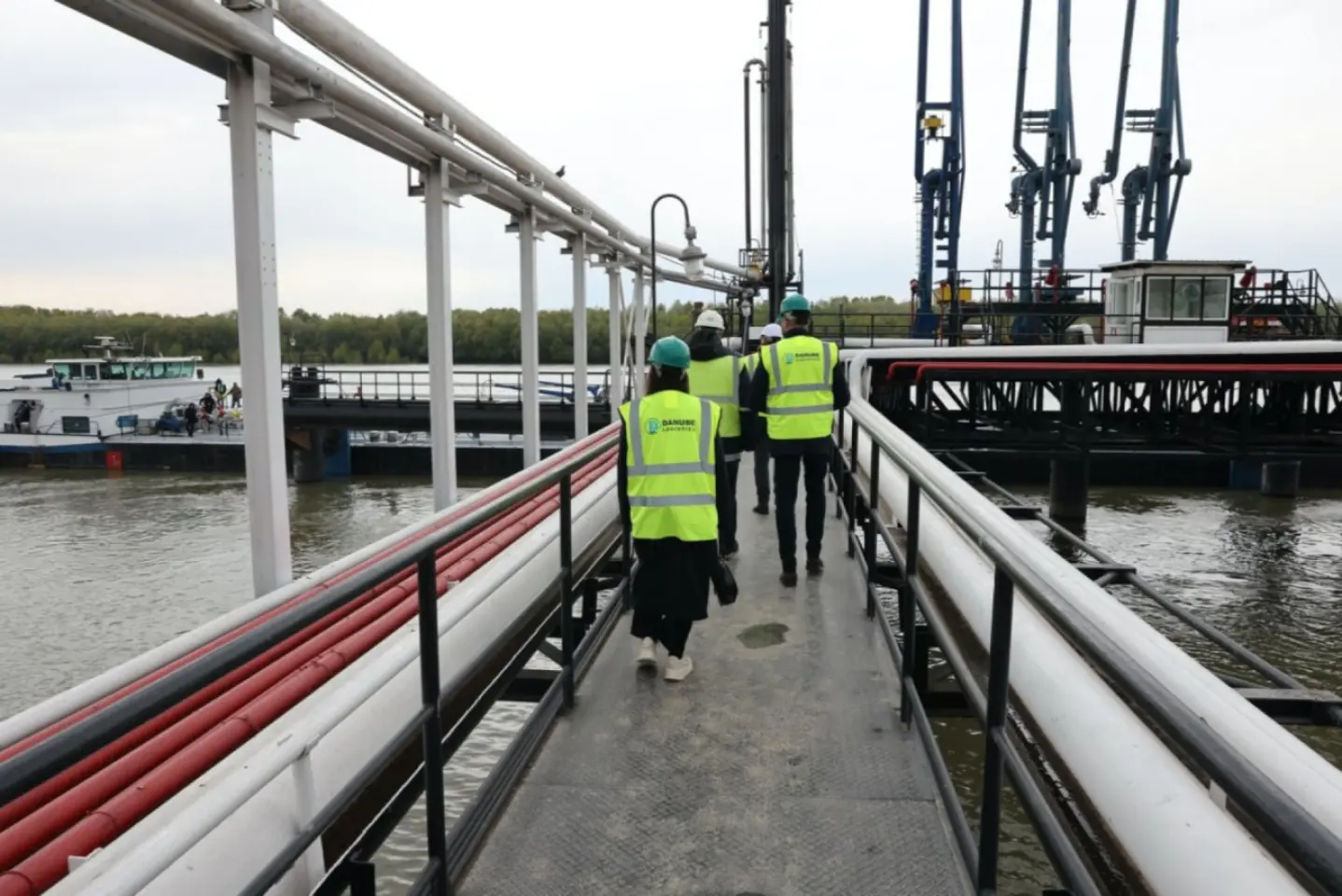 La Portul Giurgiulești ar putea fi stocate produse petroliere pentru situații de urgență