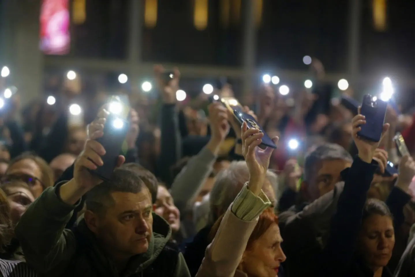 Serbia: miting de amploare 