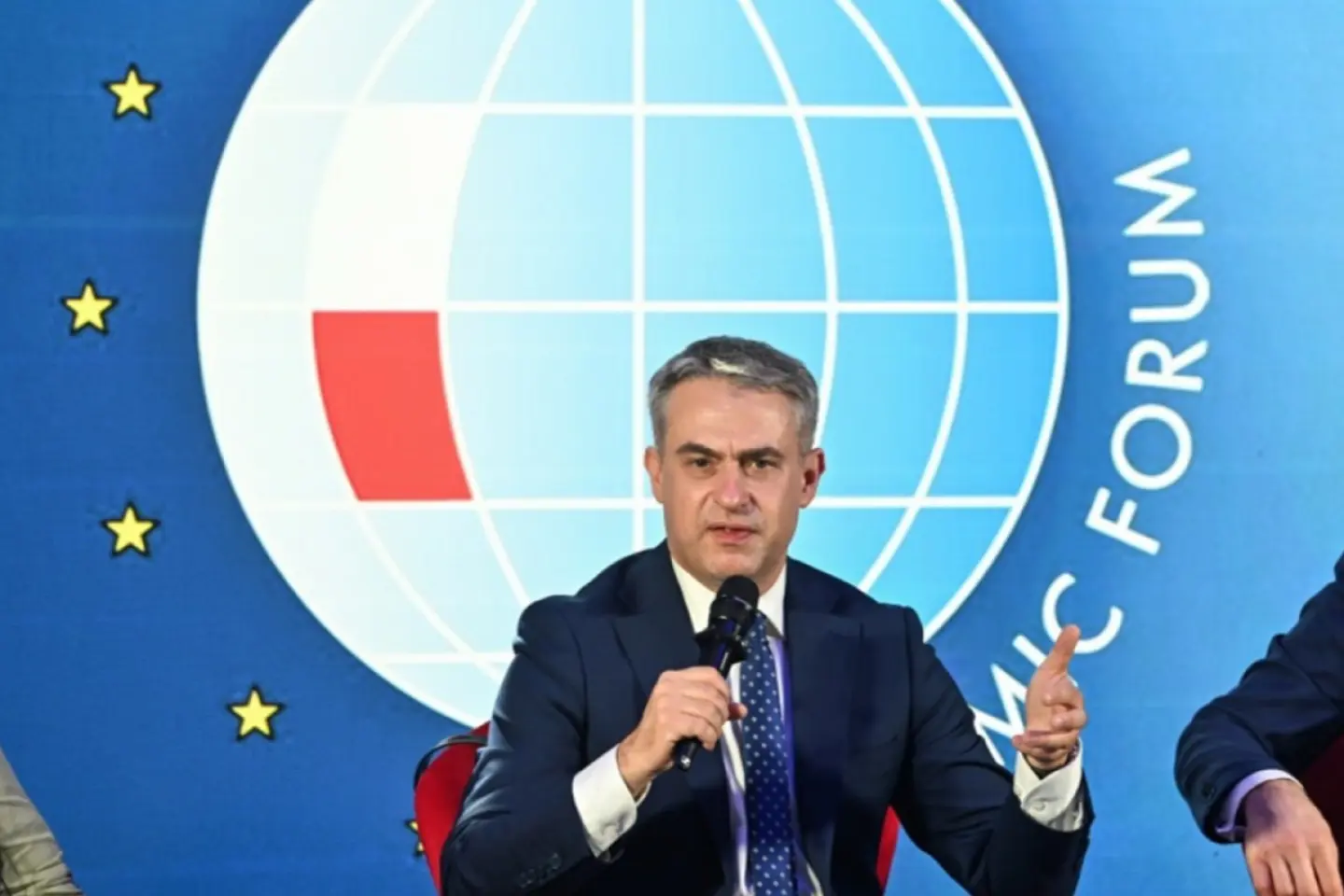 Atacurile cibernetice rusești se intensifică înaintea alegerilor prezidențiale din Polonia