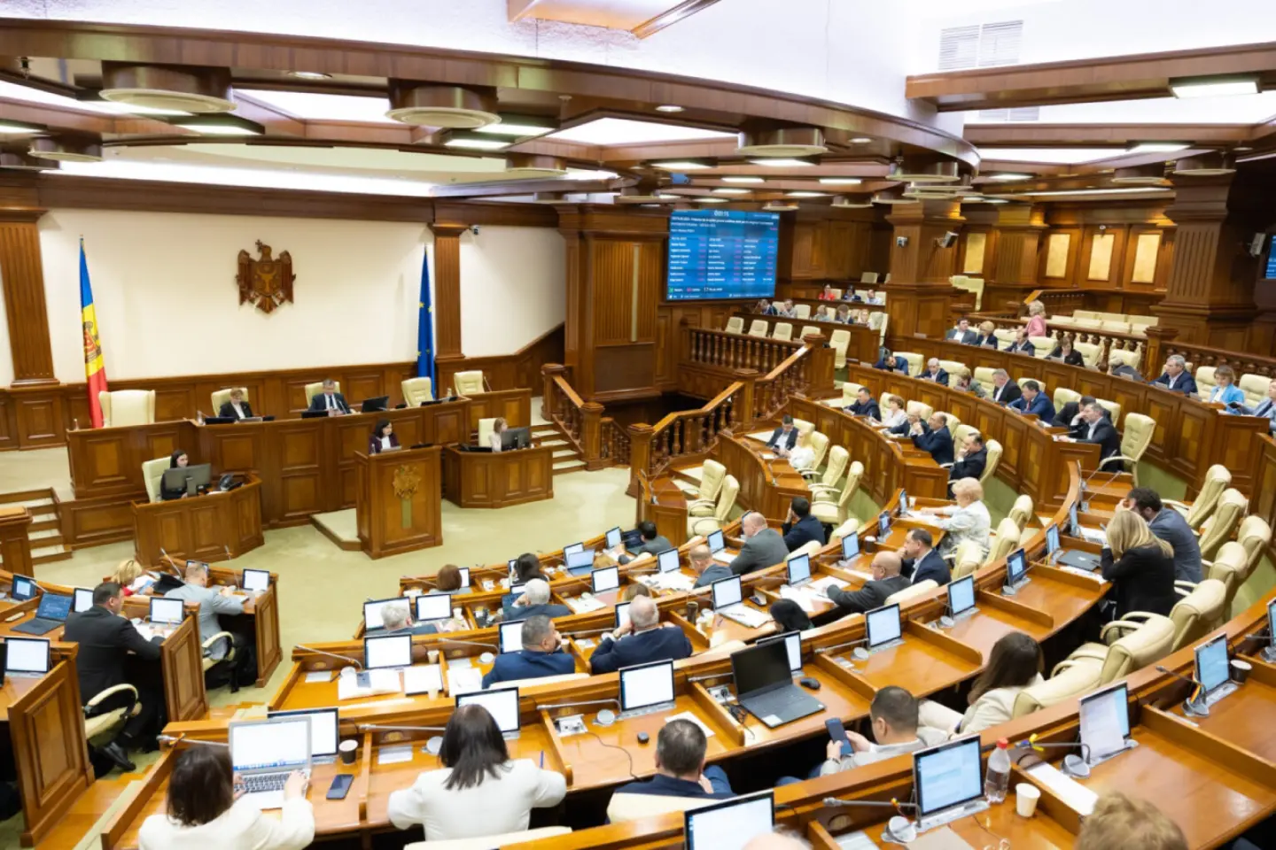 Alegeri parlamentare, pe 28 septembrie 2025. Votat în Parlament