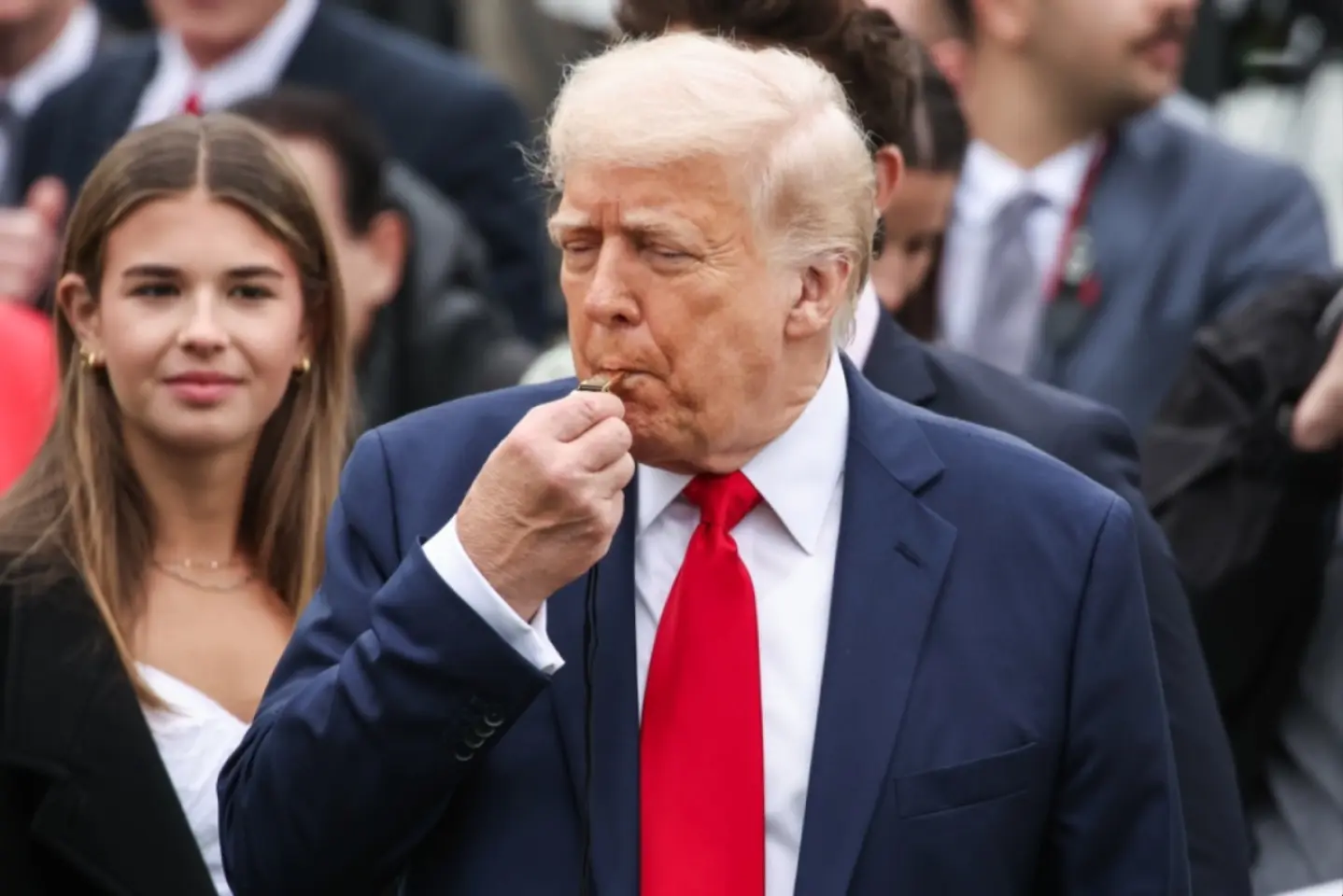 Trump va vizita Orientul Mijlociu în mai