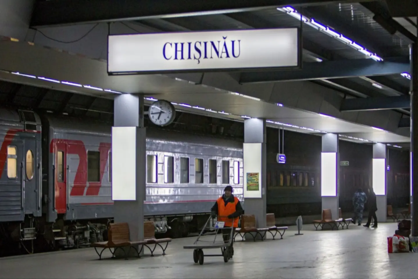 Cine va salva de la faliment Căile Ferate?