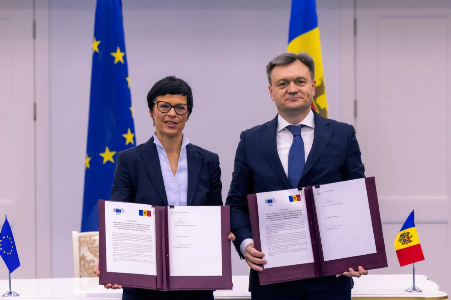 Bani pentru reforme, sau reforme pentru bani? 