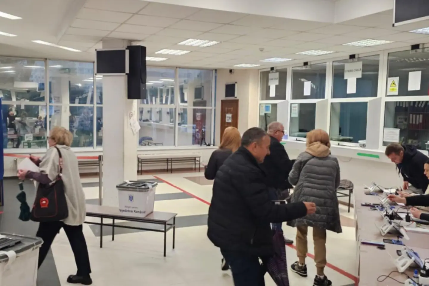 ALEGERI PREZIDENȚIALE ÎN ROMÂNIA/ Aproape 56 de mii de persoane au votat până la ora 15.00 în R. Moldova