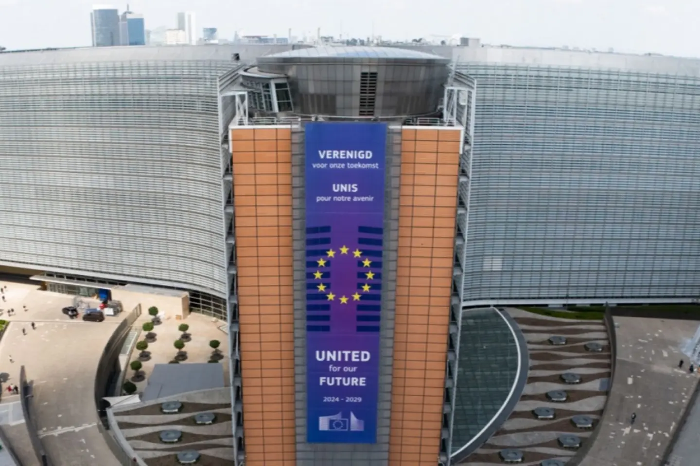 Comisia Europeană revizuiește în scădere prognoza de creștere economică a Republicii Moldova pentru 2025