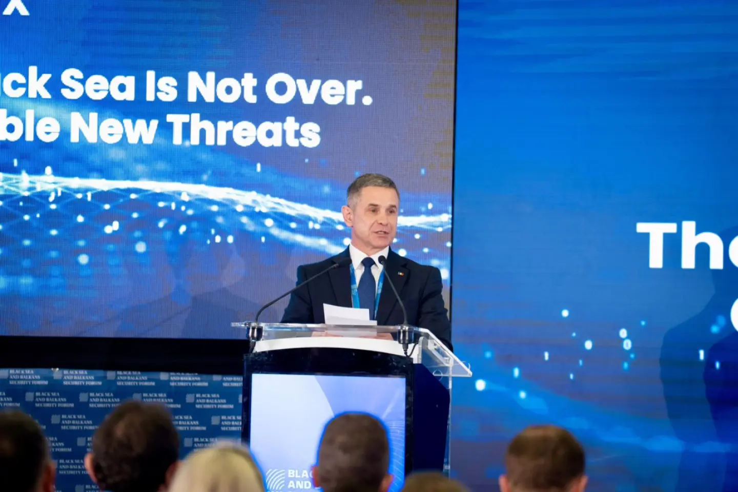 Oficiali din domeniul apărării de la Chișinău și București au discutat despre securitatea comună 