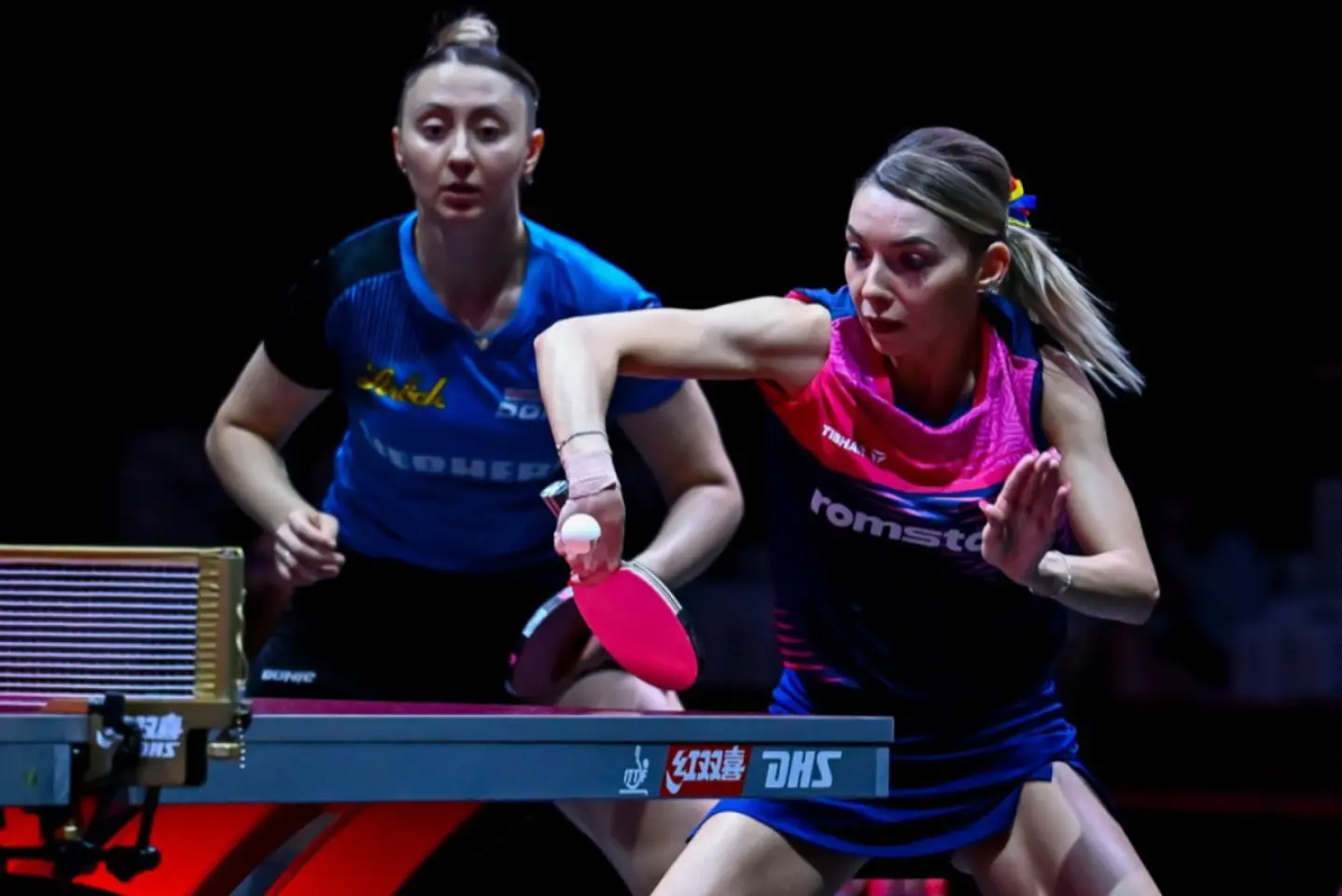 Bernadette Szocs, din Târgu Mureș, și Sofia Polcanova, din Chișinău, medaliate cu argint la Campionatele Mondiale de tenis de masă