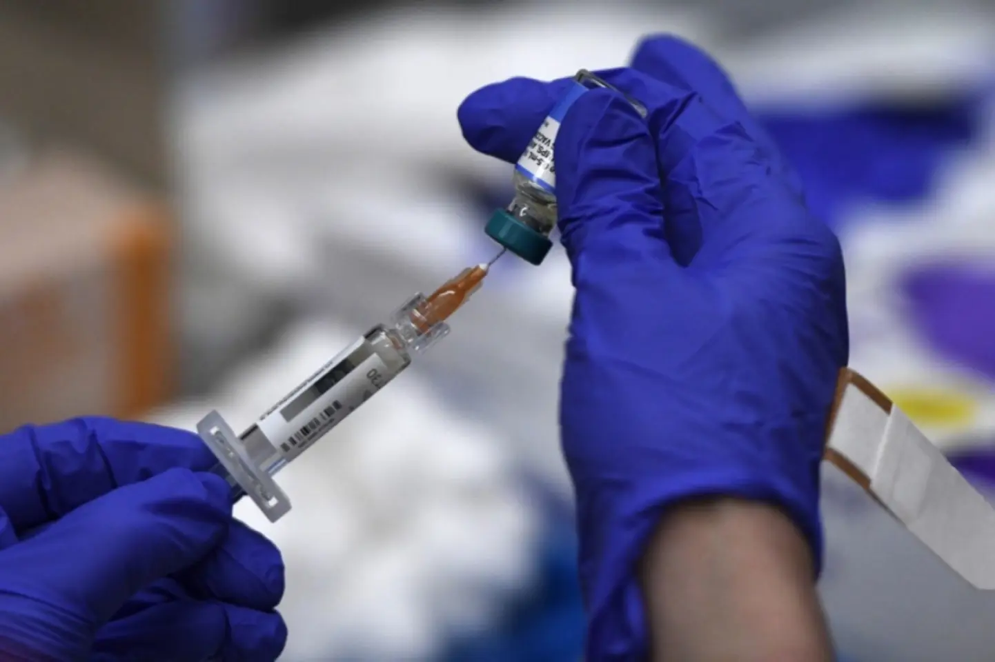 SUA anulează contractul cu Moderna, de dezvoltare a unui vaccin împotriva gripei aviare