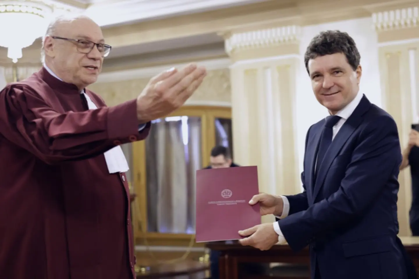 Preşedintele României, Nicuşor Dan: decizia Curţii Constituţionale referitoare la declaraţiile de avere este „în contradicţie cu un principiu esenţial al democraţiei - transparenţa în exercitarea funcţiilor publice”