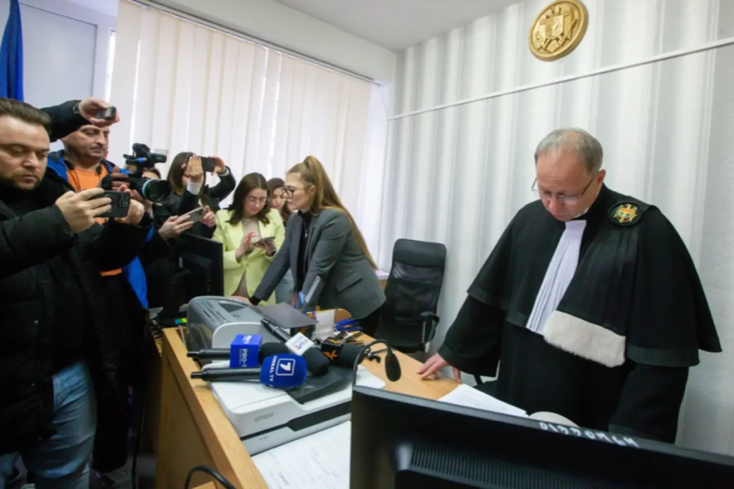 REFORMA JUSTIȚIEI: Peste 80% din judecători și 70% din procurori ar accepta vettingul (SONDAJ)