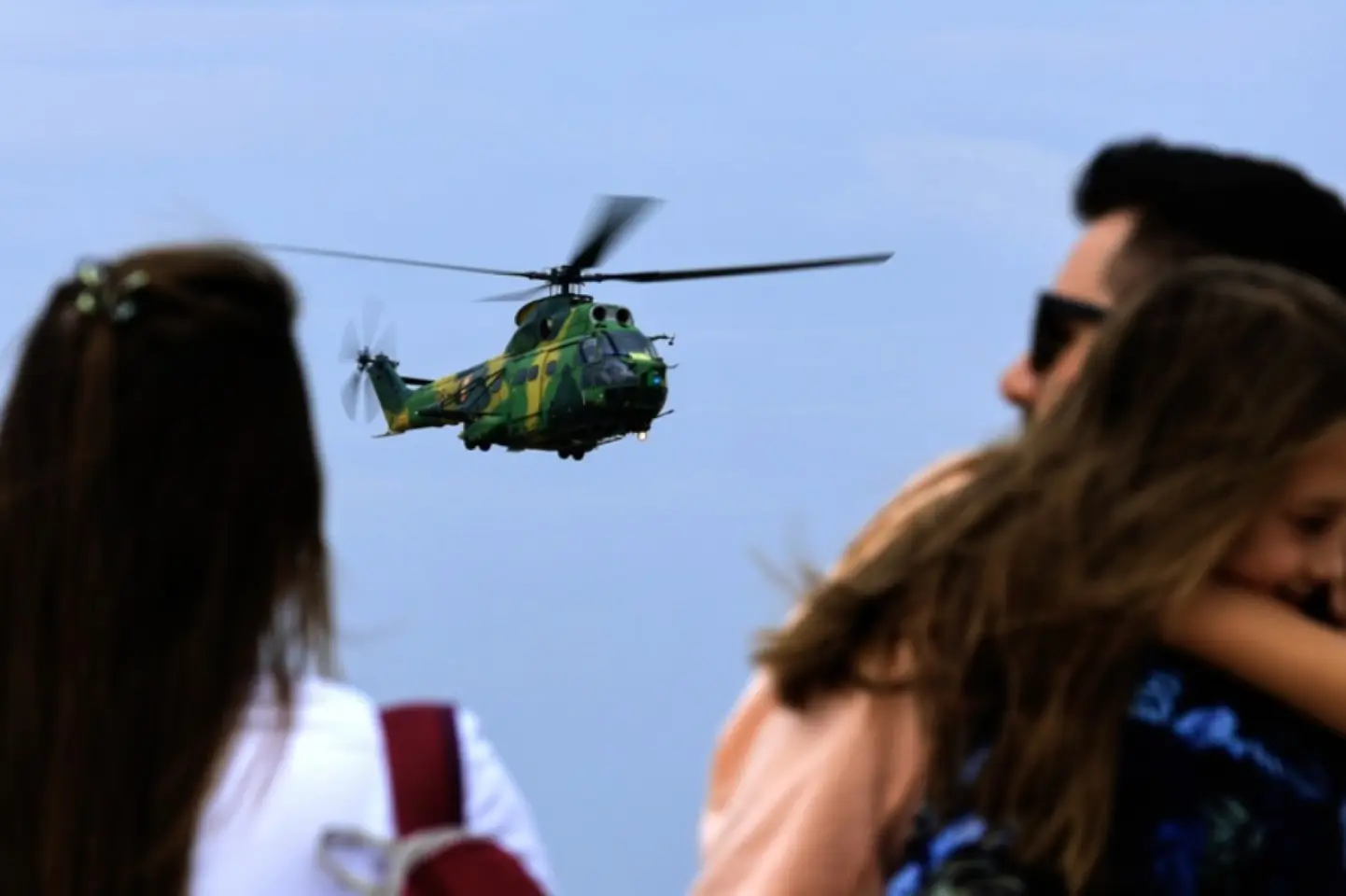 Elicopter civil ucrainean, aterizat de urgență la Călărași