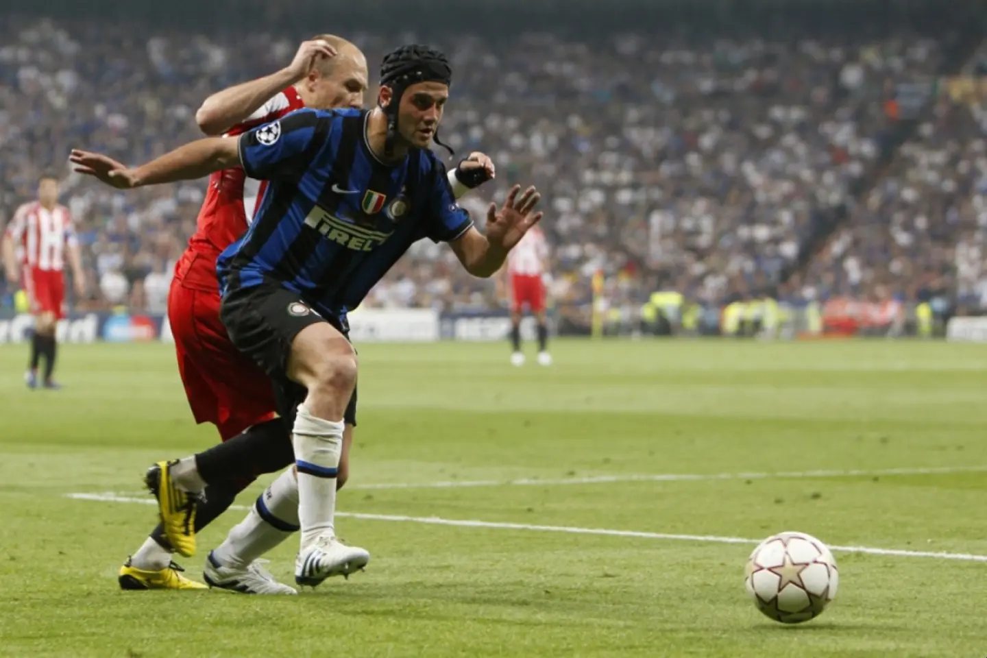 Românul Cristian Chivu, antrenor al celebrei echipe italiene de fotbal Internazionale Milano