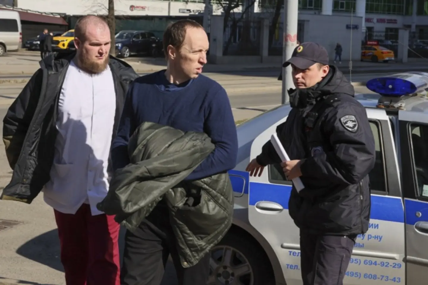 Un american, acuzat de agresiune asupra unui polițist, a părăsit Rusia
