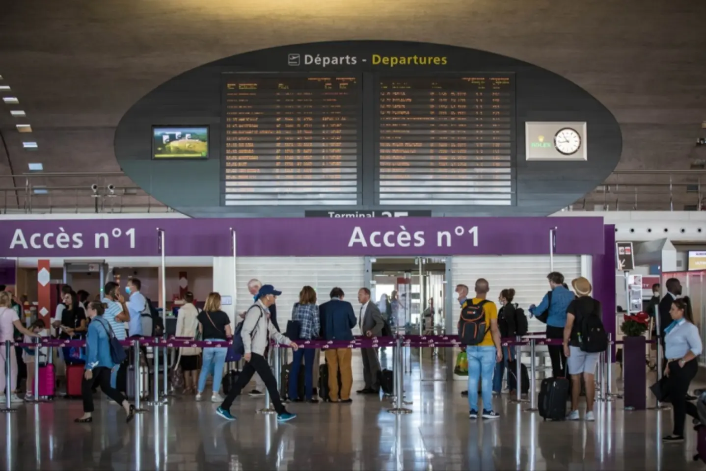 Rețea de traficanți de cocaină pe Aeroportul Roissy-Charles-de-Gaulle din Paris