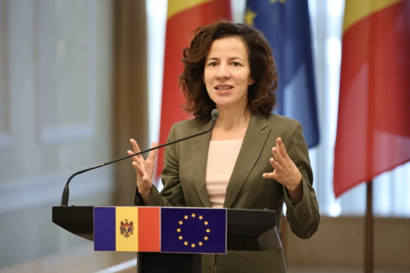 Vicepreședinta Comisiei Europe Roxana Mînzatu s-a întâlnit cu președinta Maia Sandu și cu premierul Dorin Recean