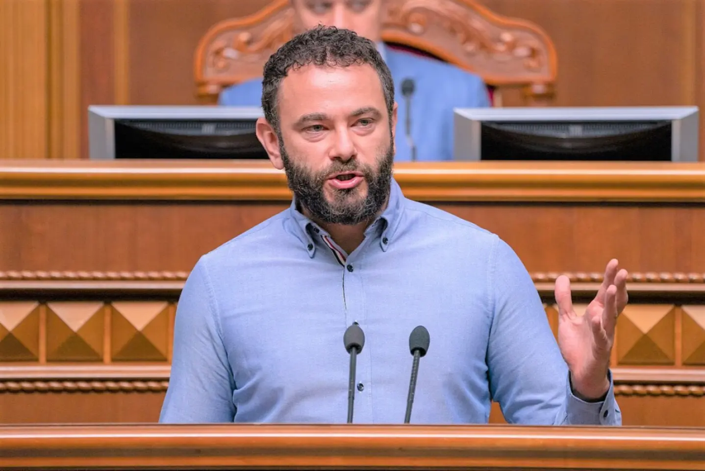 PROPAGANDĂ DE RĂZBOI: Rusia îi propune Ucrainei încheierea păcii și reluarea procesului democratic