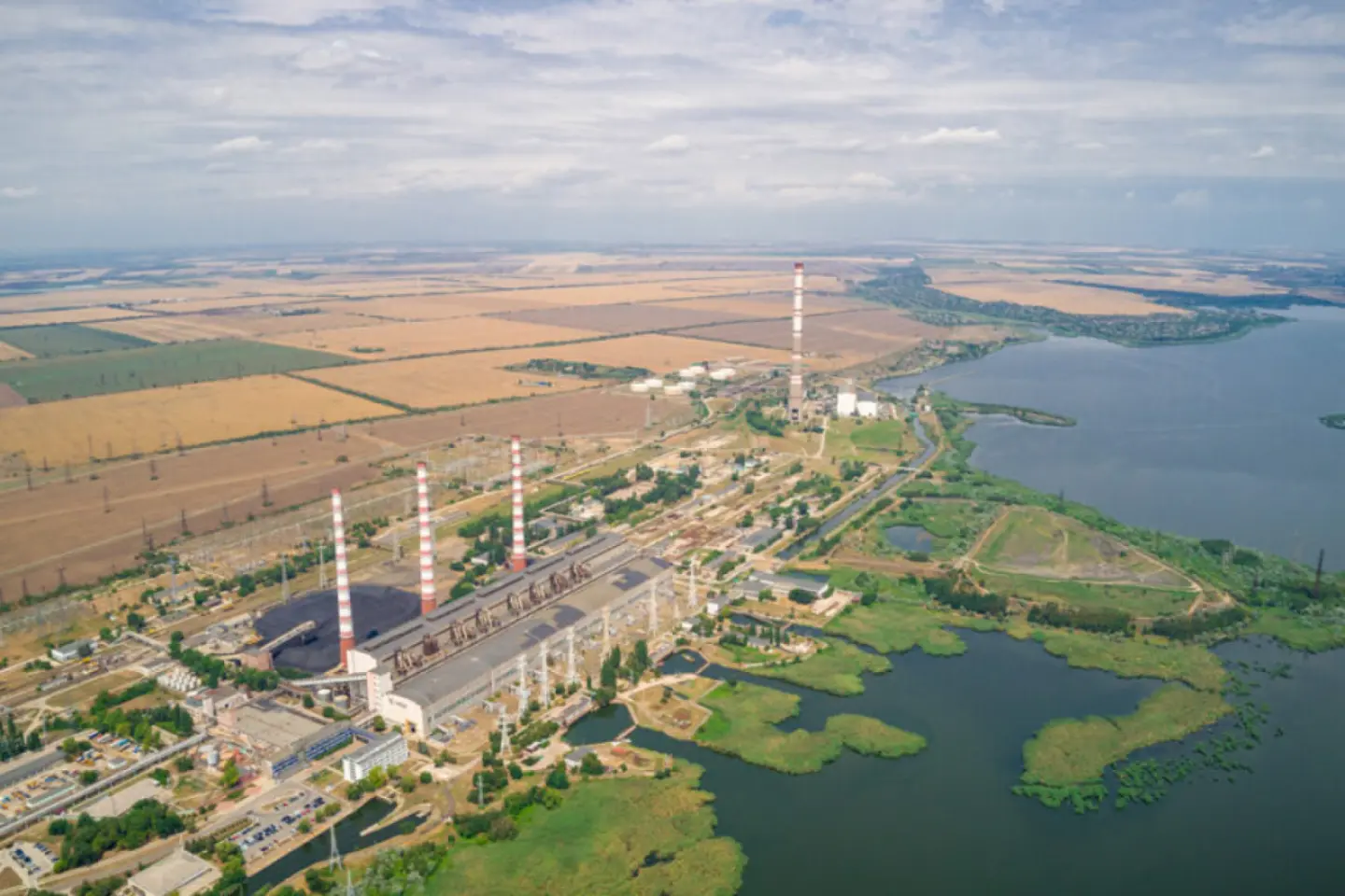 DEZINFORMARE: Energia electrică s-a scumpit în Moldova, deoarece autoritățile centrale au refuzat să o cumpere de la MoldGRES