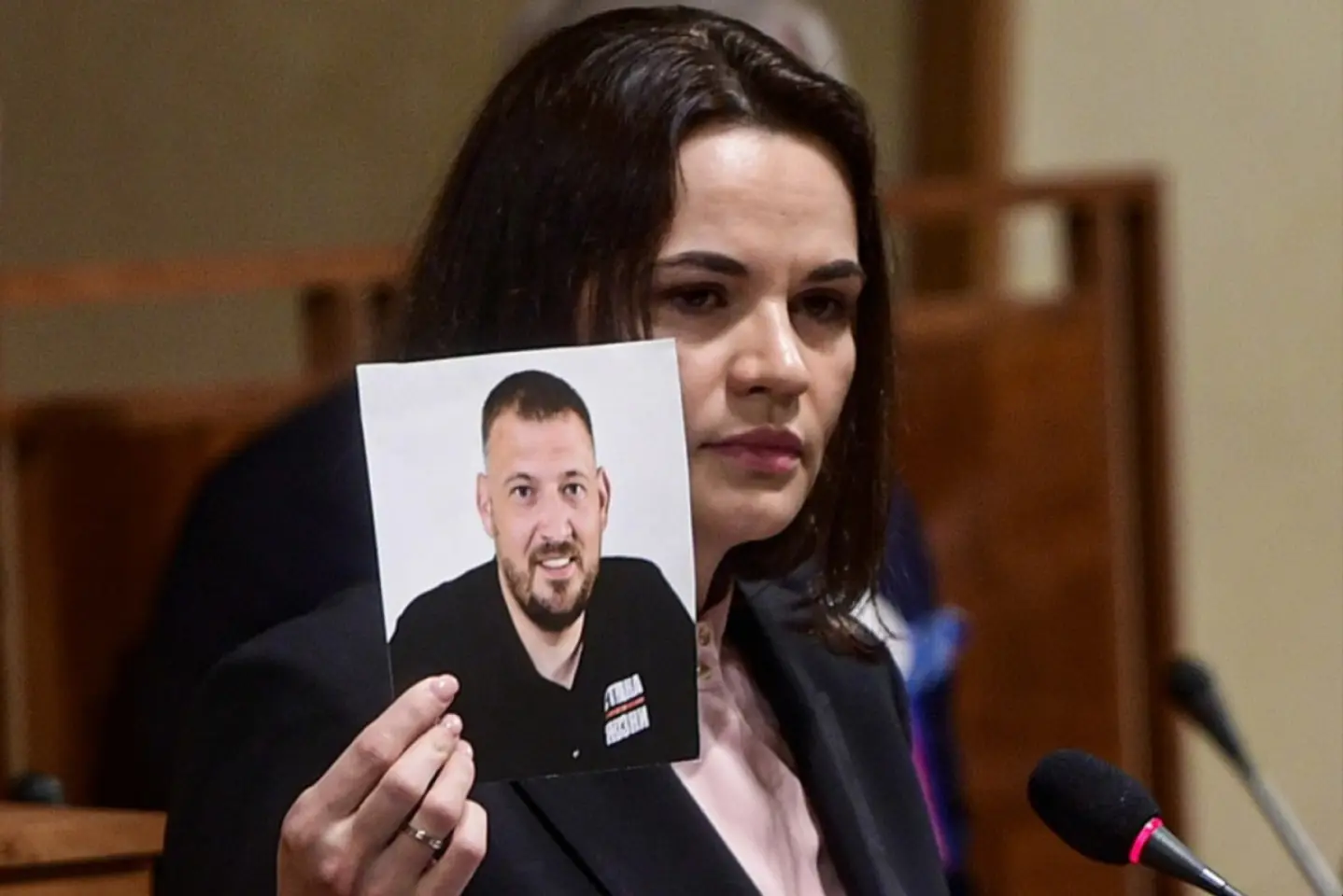 A fost pus în libertate, împreună cu alți 13 deținuți politici, opozantul belarus Serghei Tihanovski