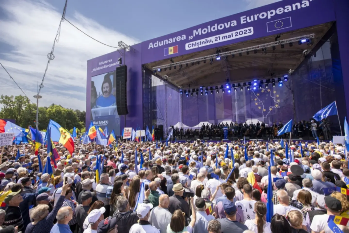 Ziua Suveranității va fi marcată la Chișinău de guvernarea pro-europeană și opoziția pro-rusă