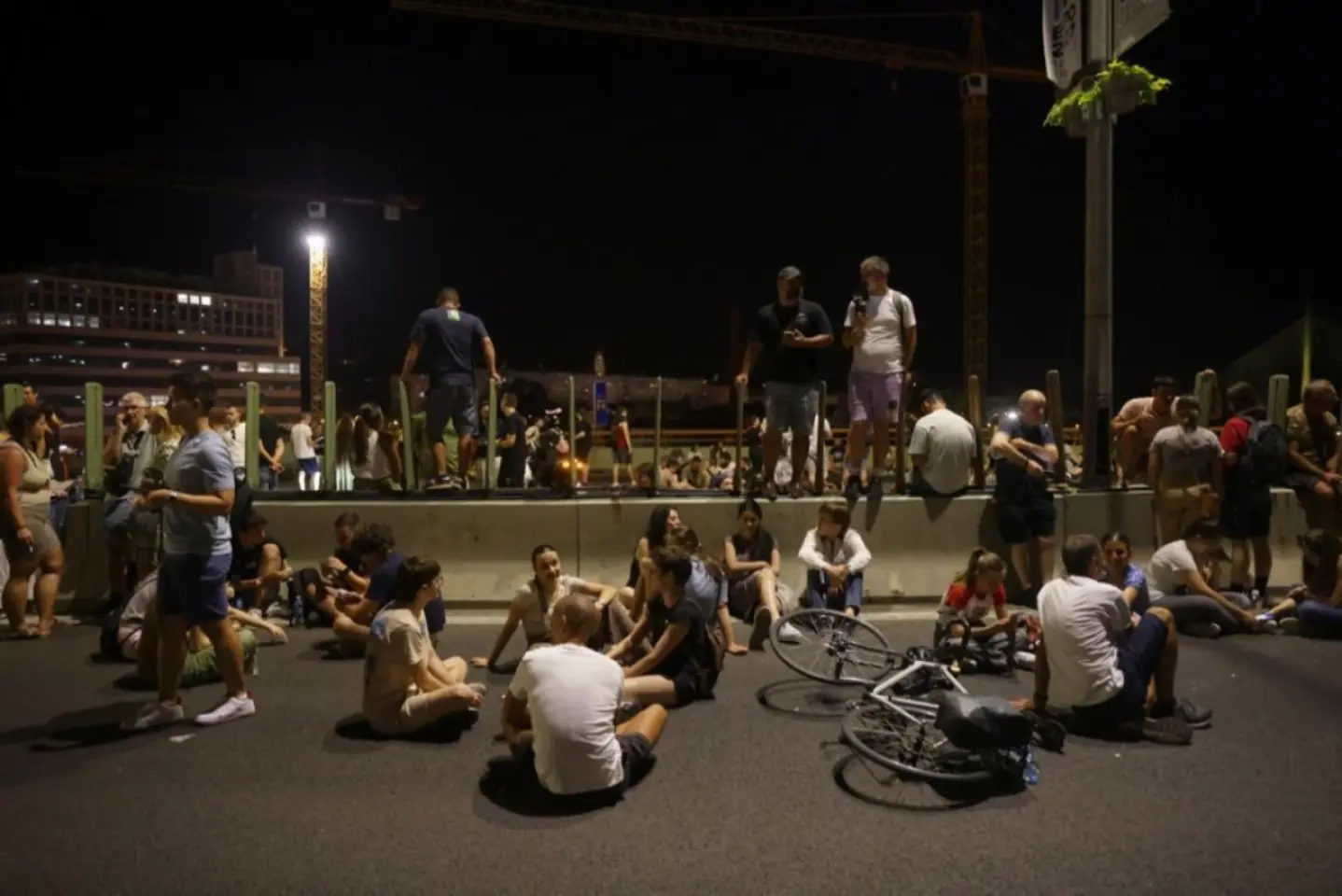 Capitala sârbă, Belgrad, blocată de protestatari antiguvernamentali