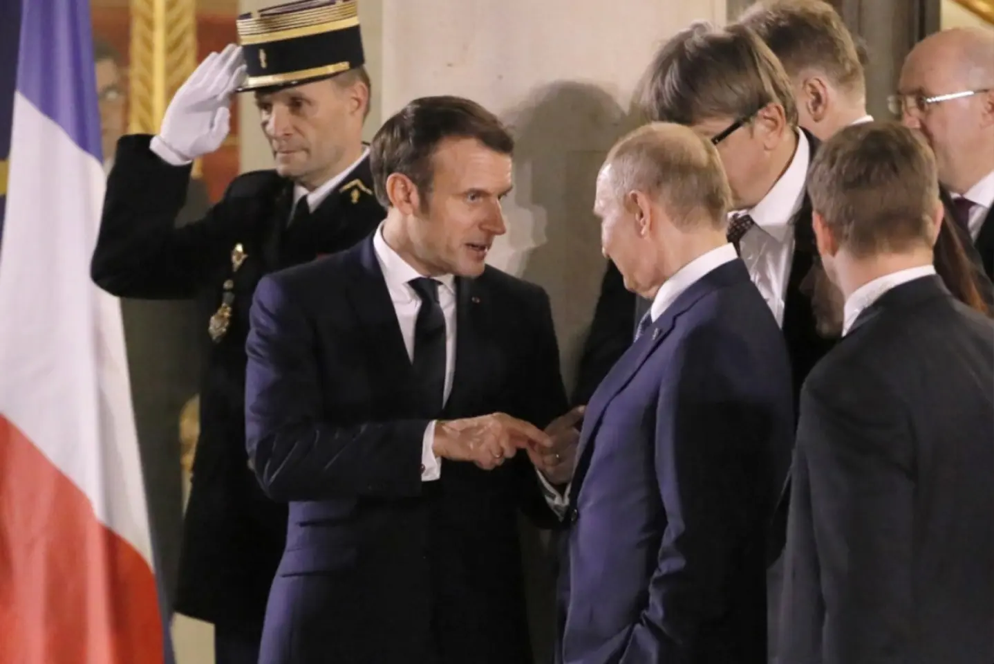 Război în Ucraina: discuție Macron-Putin, după aproape trei ani