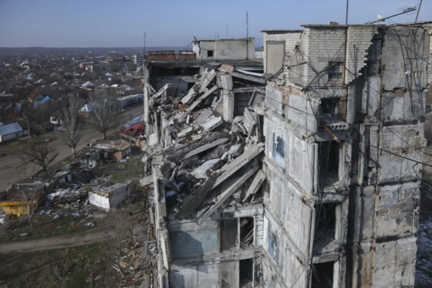 SUA sistează livrările anumitor tipuri de arme către Ucraina
