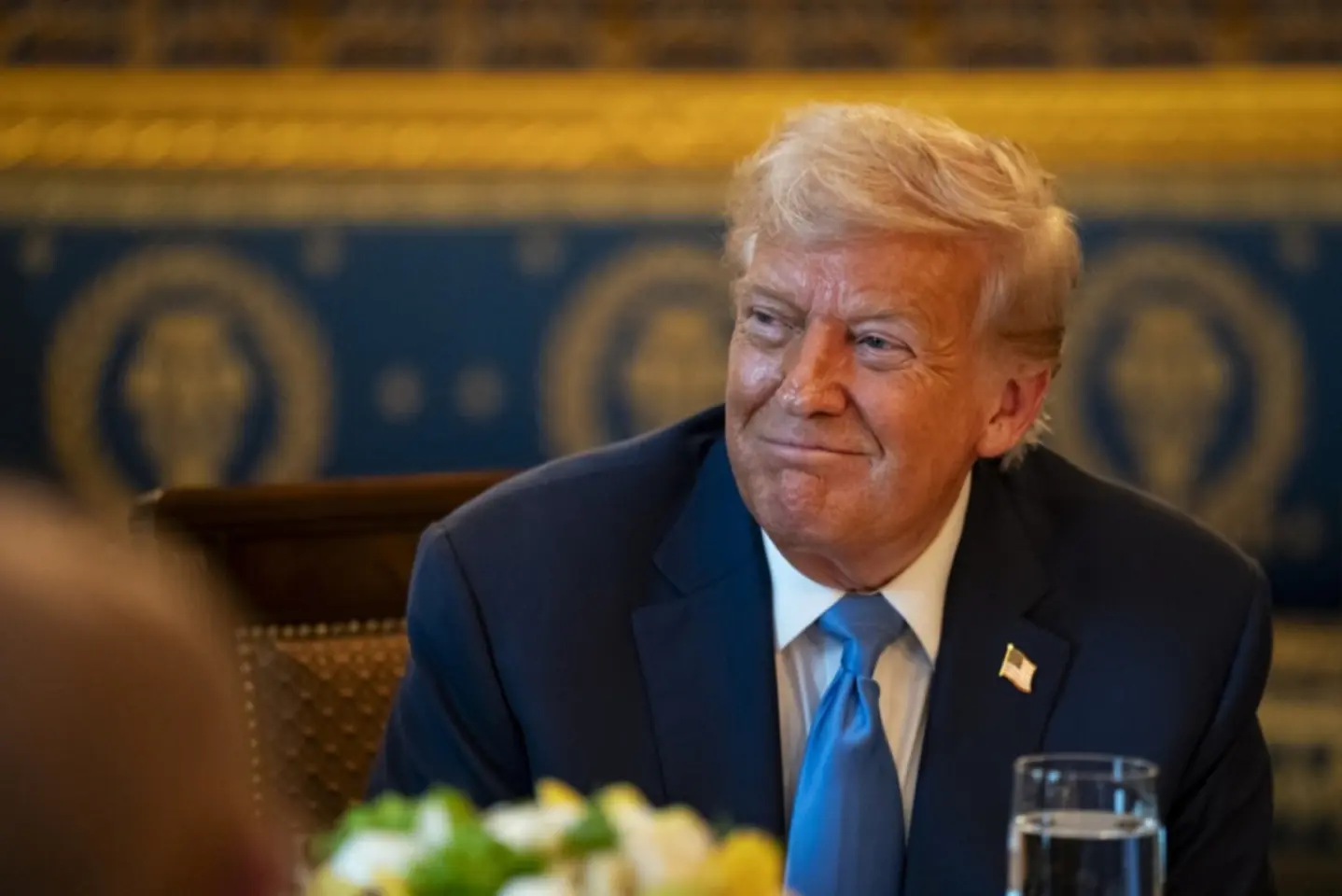 Trump spune că va trimite mai multe arme „defensive” Ucrainei