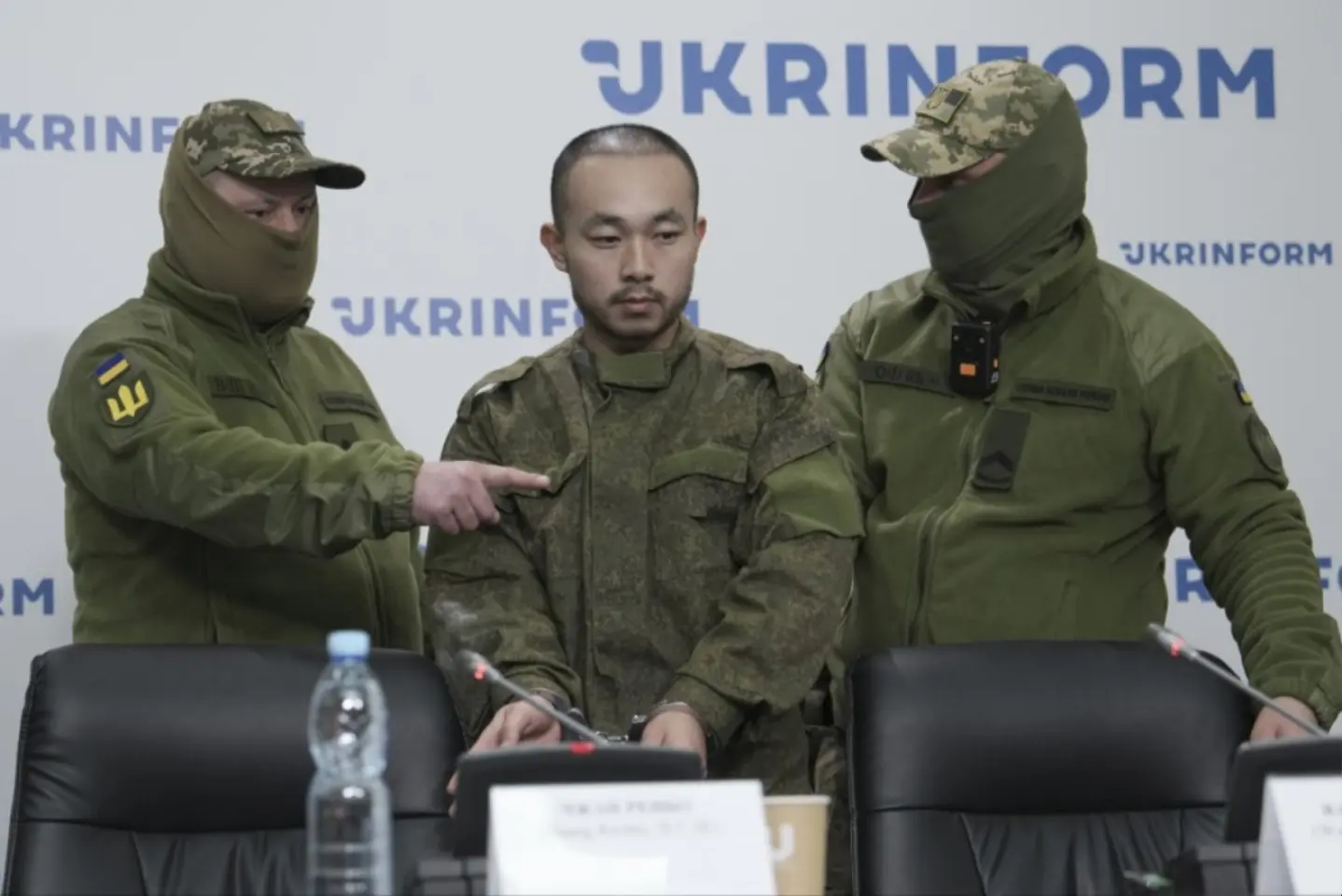 Doi chinezi, tată și fiu, acuzați de spionaj în Ucraina