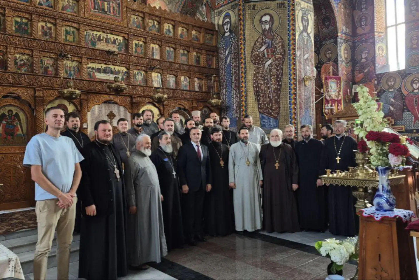 Mitropolia Basarabiei cere retragerea cetățeniei române pentru preoții implicați în „războiul hibrid” 