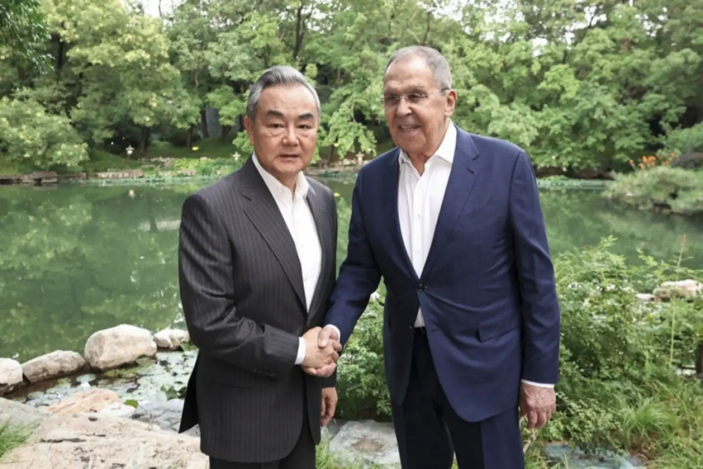 Întâlnire China - Rusia, la nivel de miniștri de externe