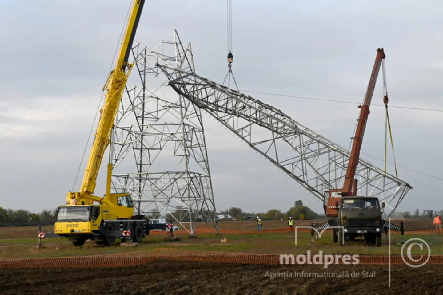 BERD lansează licitația pentru construcția liniei electrice de înaltă tensiune Bălți–Suceava 